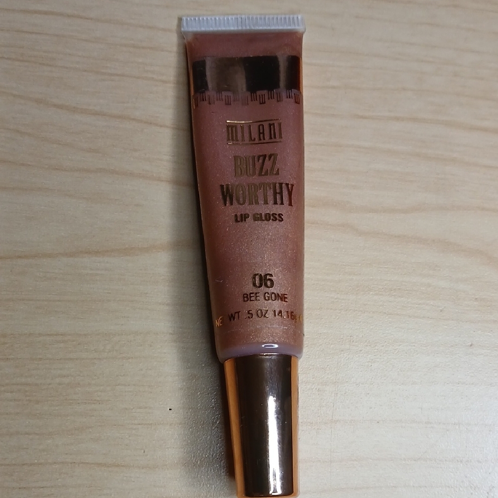 Milani Buzz Worthy Lip Gloss - Warm Brown